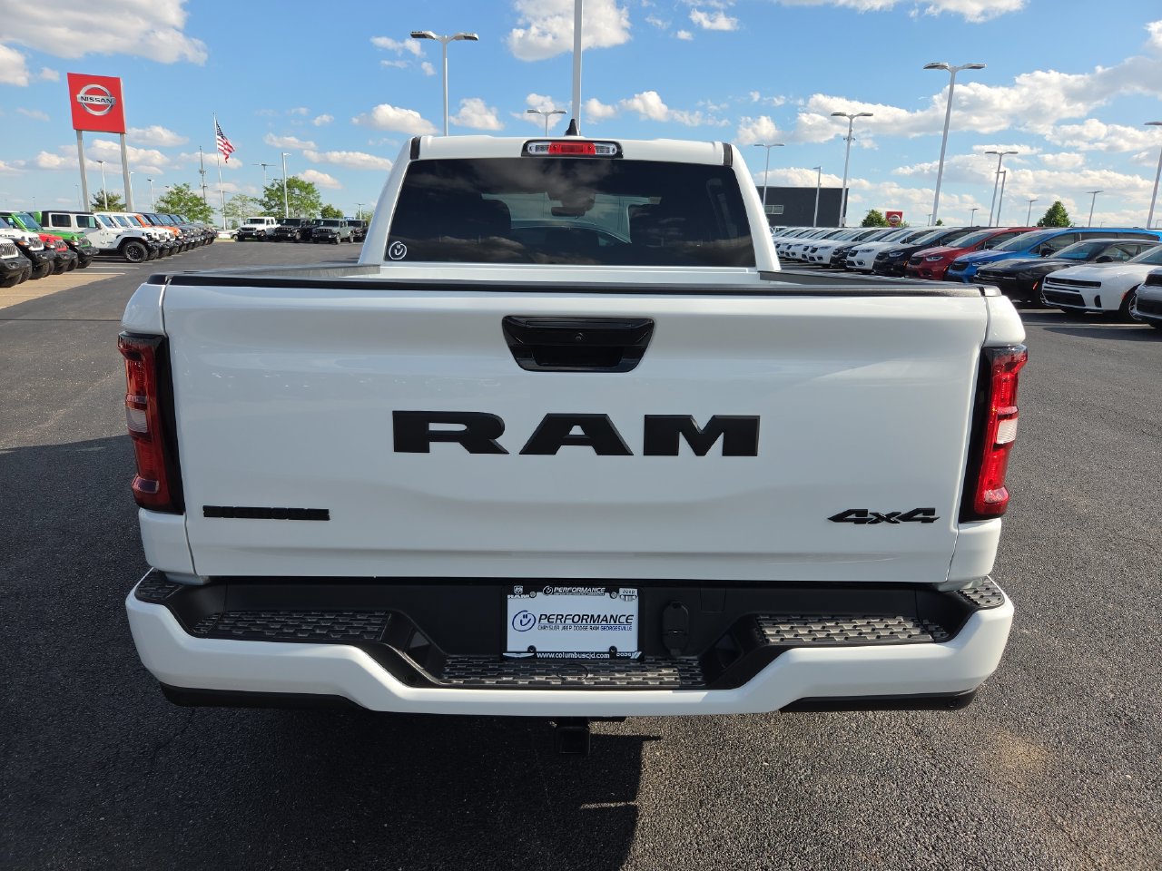 New 2026 RAM 1500 Big Horn w/ Night Edition AWD/4WD image 6