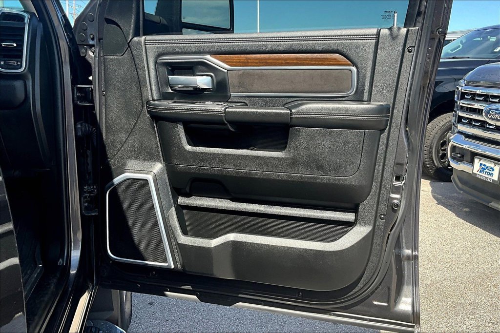 Used 2024 RAM 3500 Laramie w/ Bed Utility Group AWD/4WD image 19