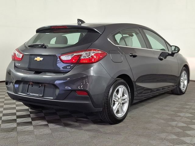 Used 2017 Chevrolet Cruze LT w/ Convenience Package FWD image 9