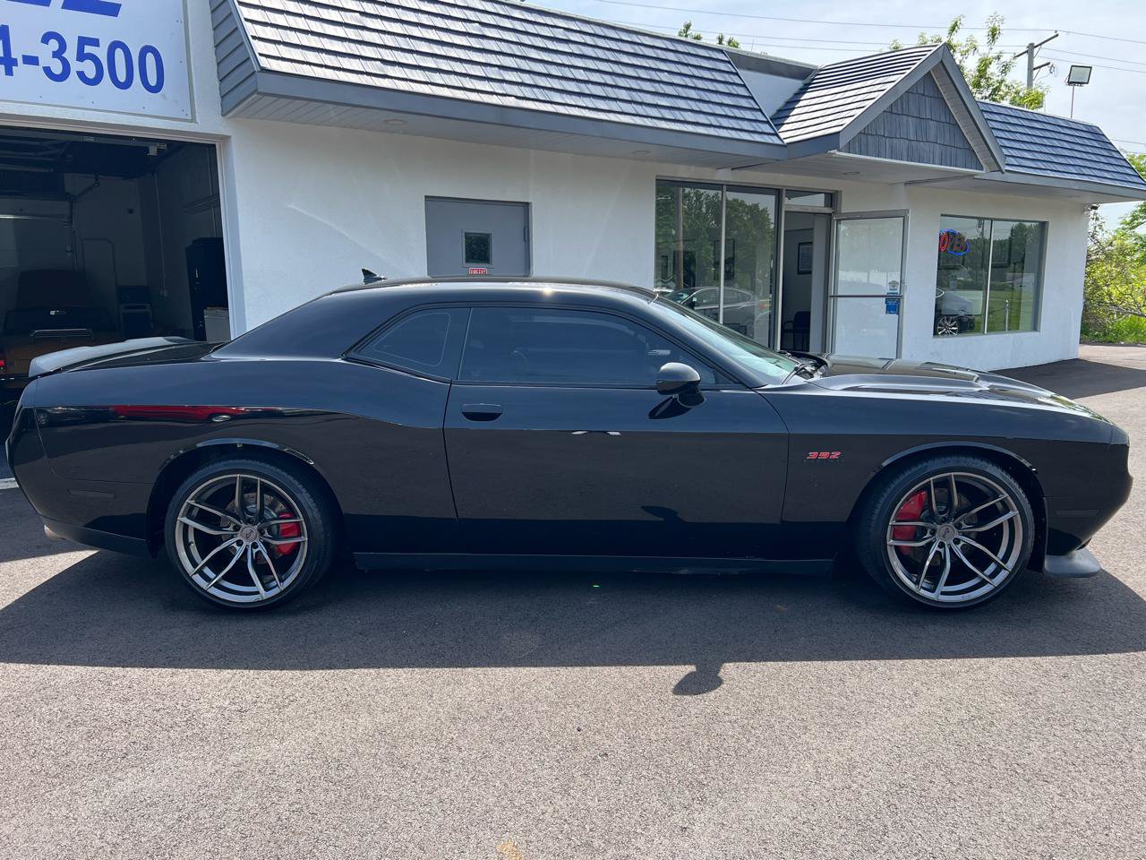 Used 2020 Dodge Challenger R/T w/ Blacktop Package RWD image 8