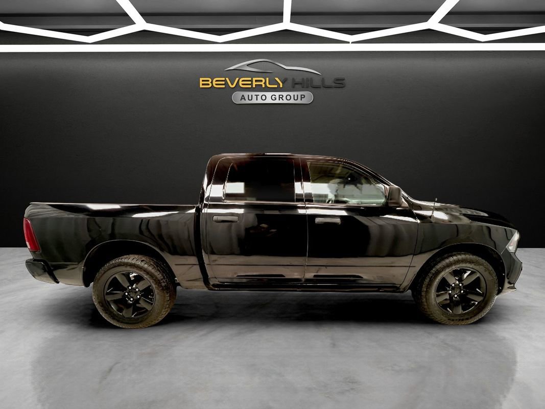 Used 2014 RAM 1500 Express w/ Black Ram 1500 Express Group image 5