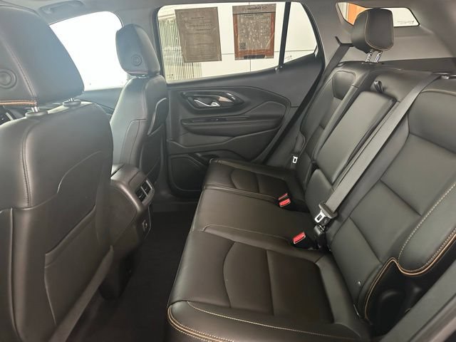 Used 2022 GMC Terrain AT4 w/ Infotainment Package II AWD/4WD image 28