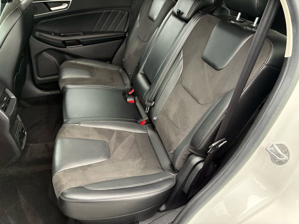 Used 2017 Ford Edge Sport w/ Equipment Group 401A AWD/4WD image 30