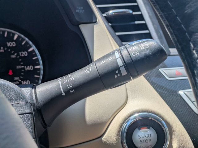 Used 2019 INFINITI QX60 Luxe w/ Essential Package FWD image 30