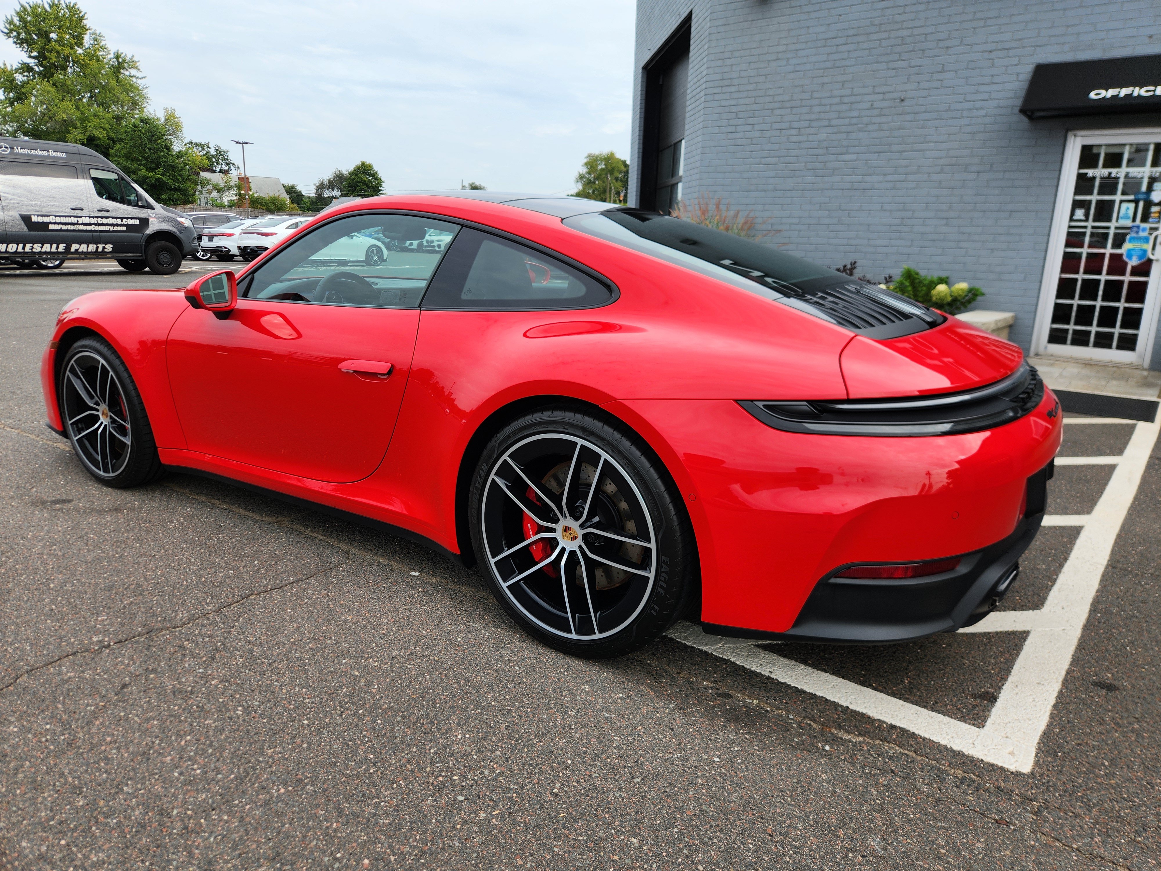 Used 2025 Porsche 911 Carrera S RWD image 6
