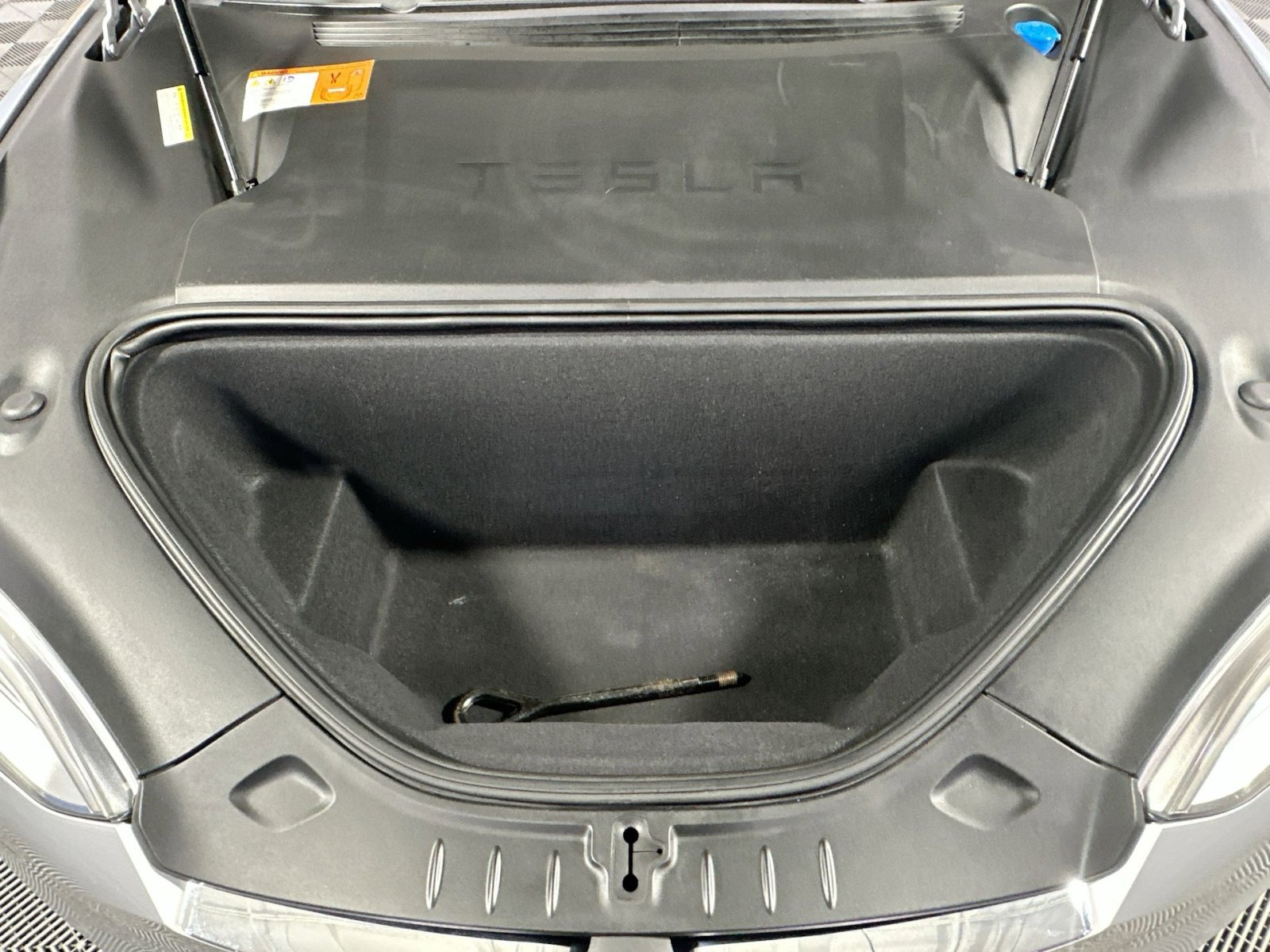 Used 2016 Tesla Model S 70 image 34