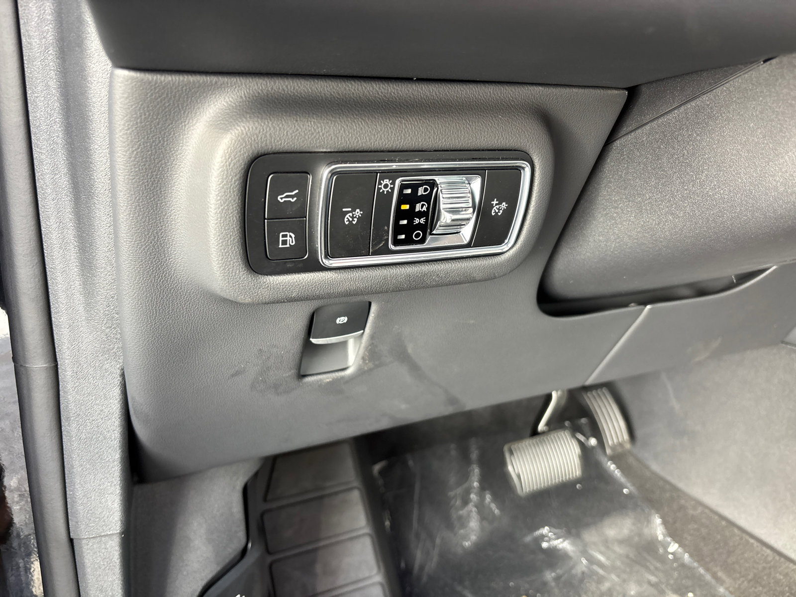 New 2026 Lincoln Nautilus Premier image 14