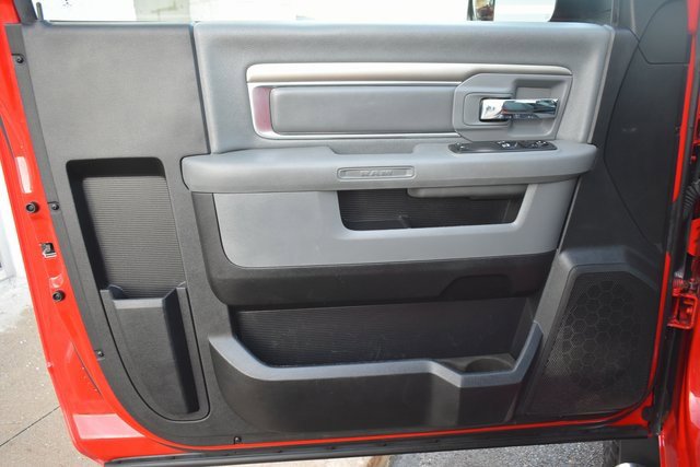 Used 2017 RAM 2500 Tradesman w/ Chrome Appearance Group image 14