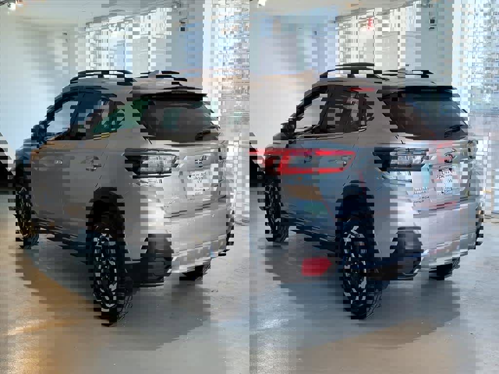 Used 2023 Subaru Crosstrek 2.5i Limited w/ Moonroof Package image 6