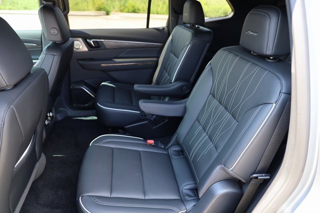 New 2026 Buick Enclave Avenir w/ Super Cruise Package image 13