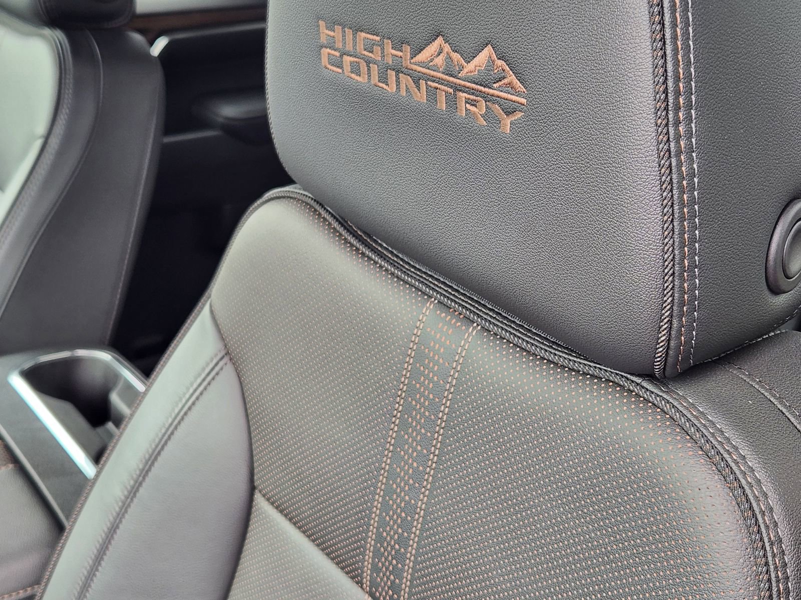 Used 2026 Chevrolet Silverado 1500 High Country w/ Midnight Edition image 15