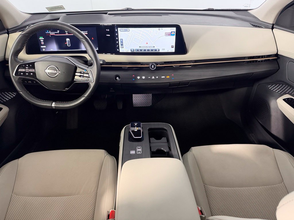 Used 2024 Nissan Ariya AWD image 12