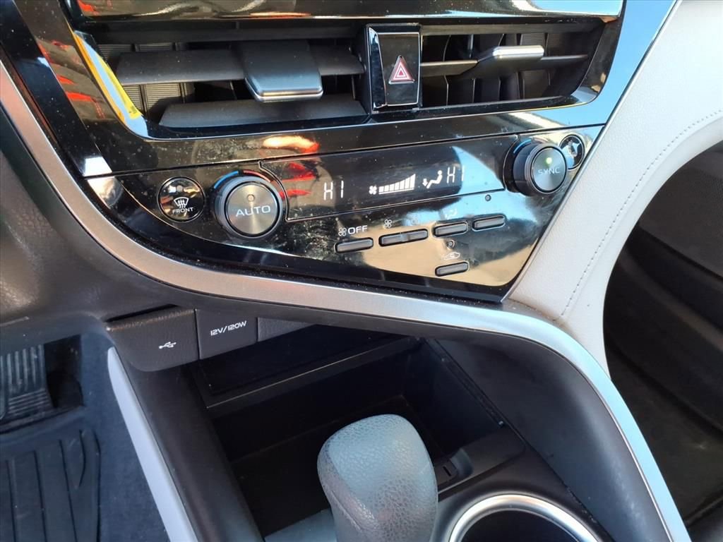 Used 2024 Toyota Camry LE image 33