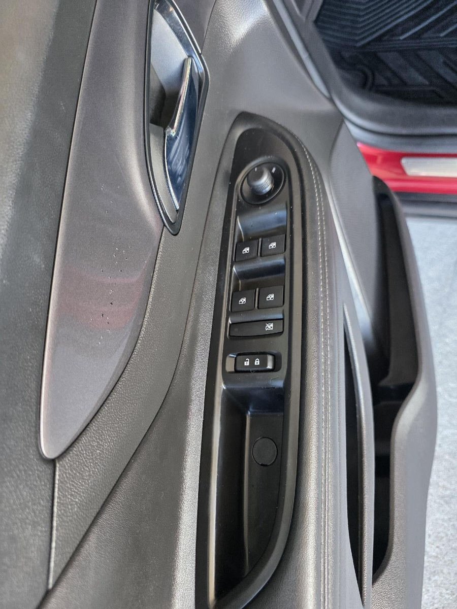 Used 2019 Buick Encore Preferred AWD/4WD image 10
