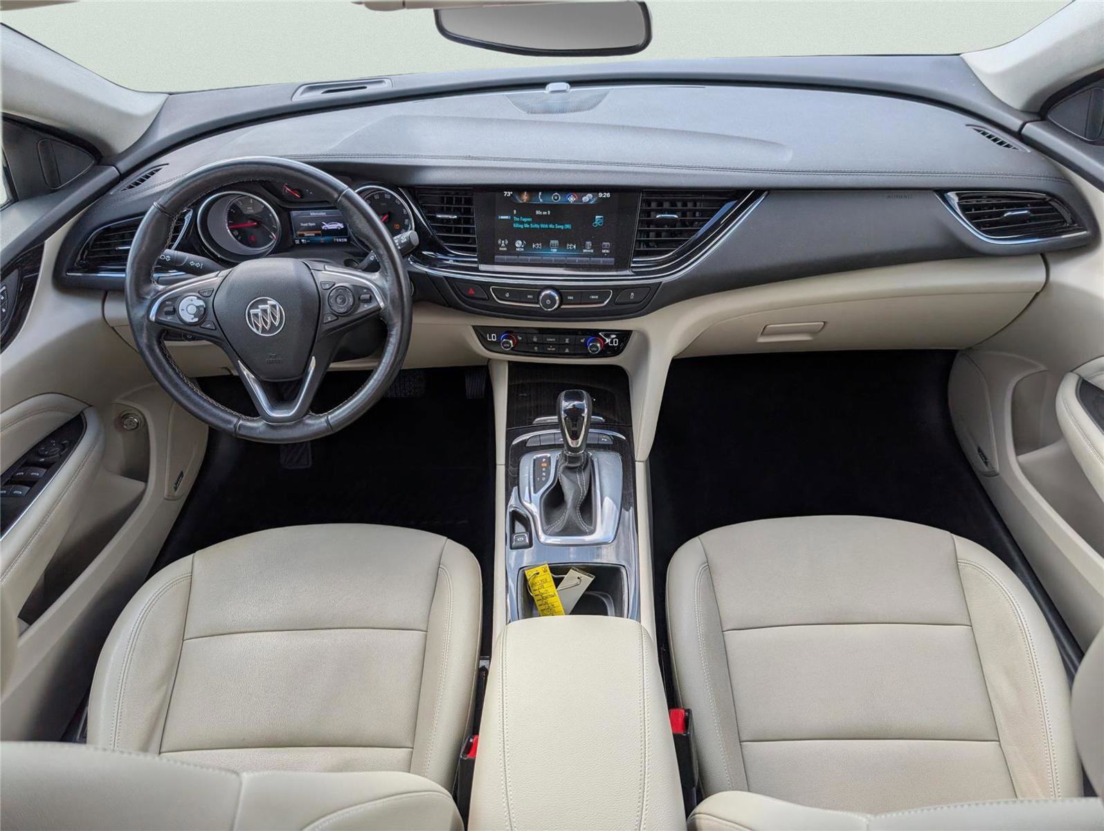 Used 2018 Buick Regal Essence w/ Driver Confidence Package #1 image 29