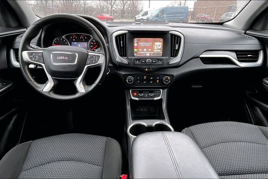 Used 2024 GMC Terrain SLE image 14