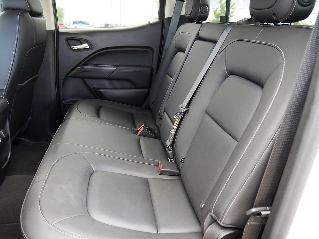 Used 2022 GMC Canyon Elevation w/ Elevation Premium Package AWD/4WD image 16