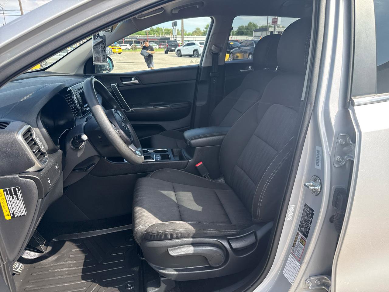Used 2019 Kia Sportage LX AWD/4WD image 9
