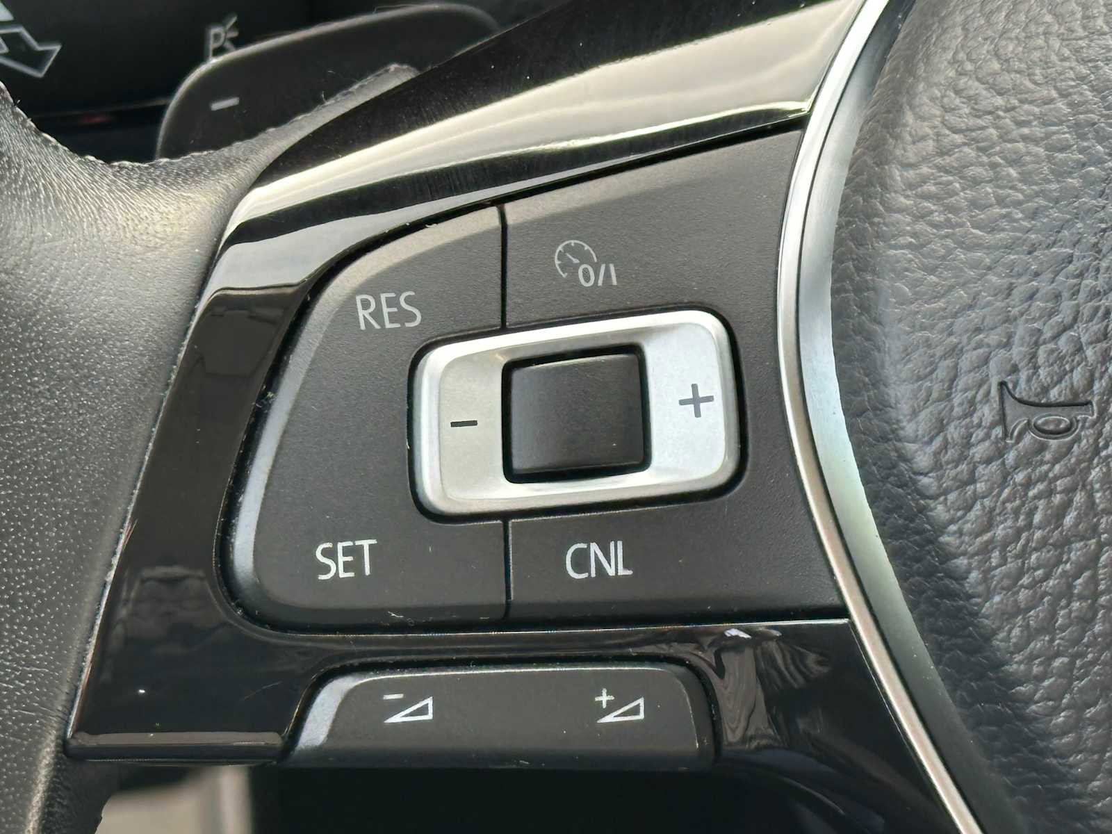 Used 2017 Volkswagen Golf Alltrack S AWD/4WD image 29