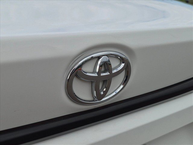 Used 2025 Toyota Corolla LE FWD image 29