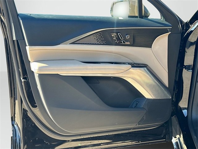 New 2026 Cadillac Lyriq V image 8