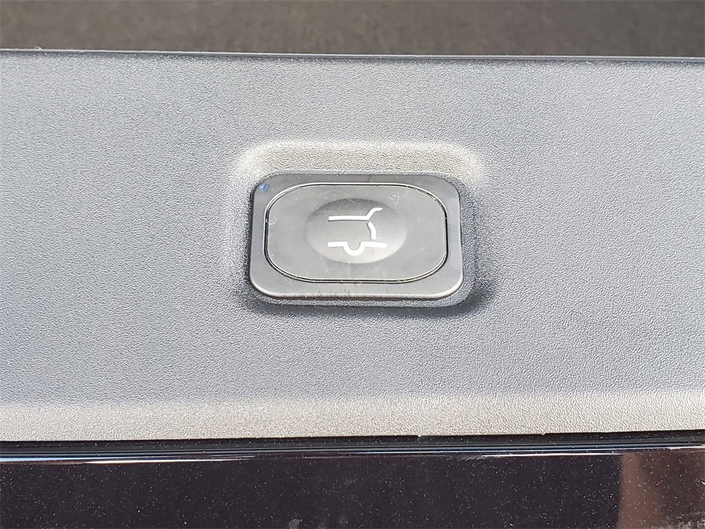 New 2025 Ford Expedition Active image 33