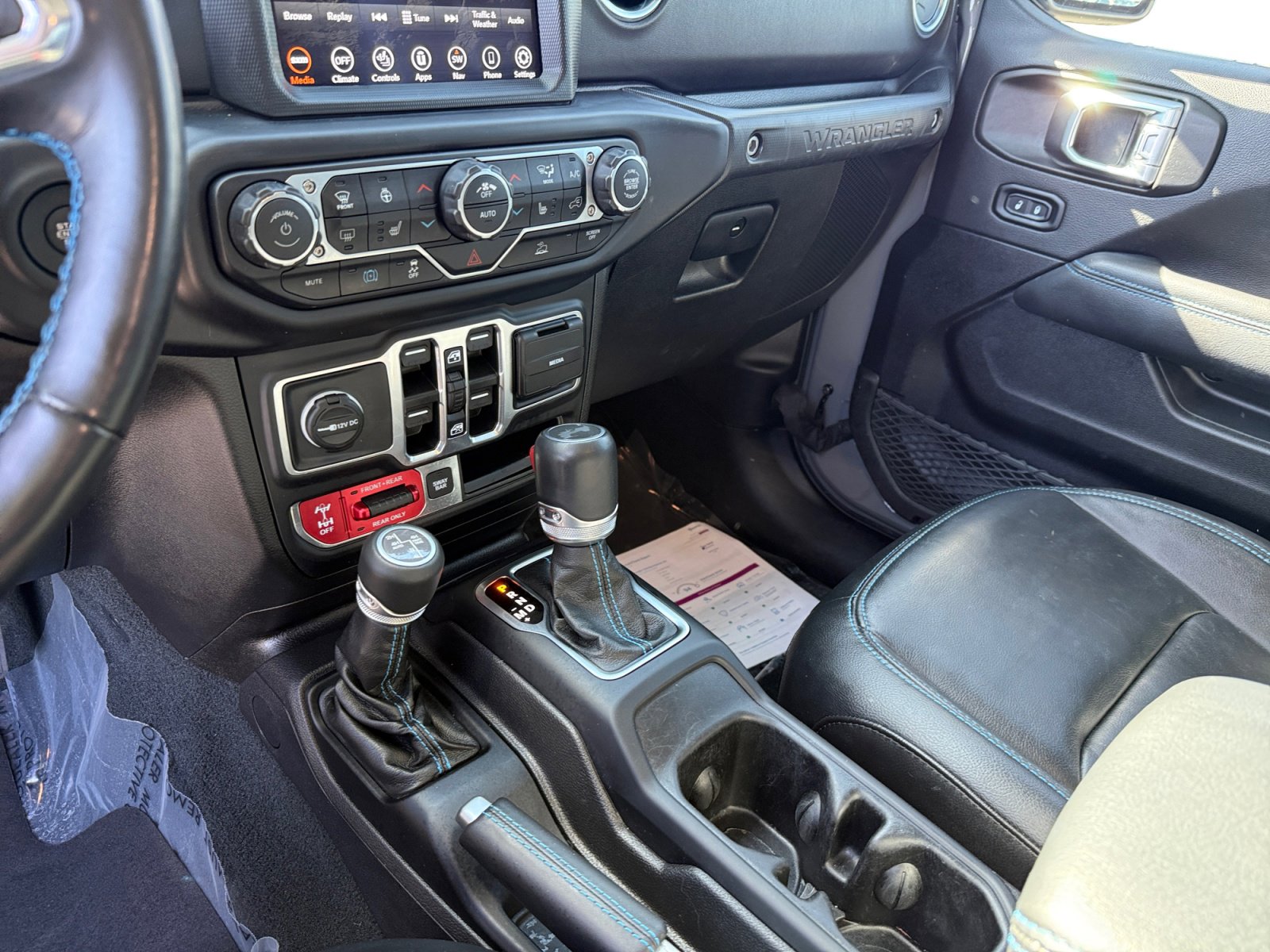 Used 2022 Jeep Wrangler Unlimited Rubicon 4xe w/ Cold Weather Group image 13