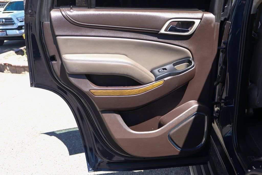 Used 2018 GMC Yukon Denali w/ Denali Ultimate Package AWD/4WD image 41