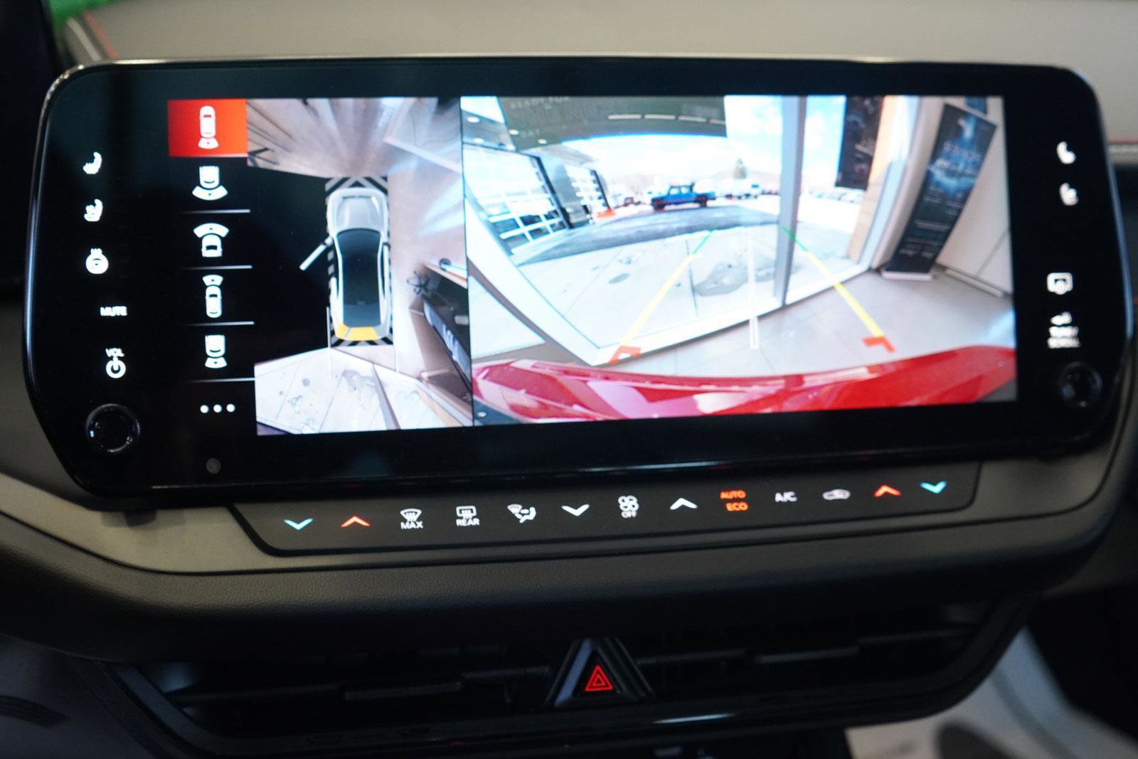 Used 2024 Dodge Charger Daytona R/T w/ Plus Group image 17