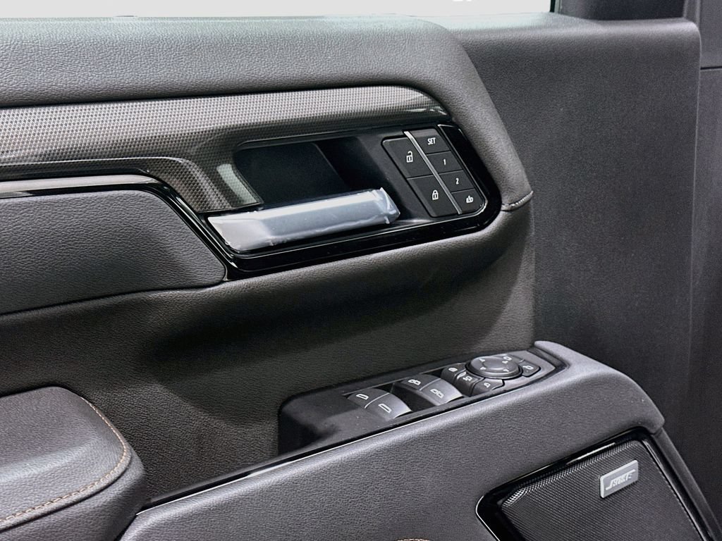 Certified 2026 GMC Sierra 2500 AT4 w/ AT4 Premium Plus Package AWD/4WD image 18