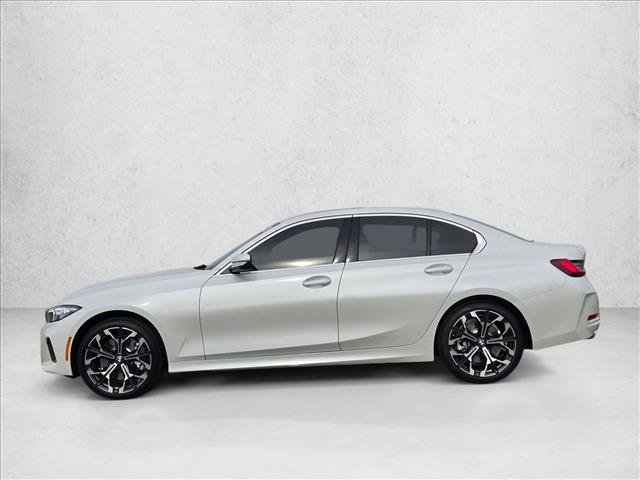 Used 2025 BMW 330i Sedan w/ Premium Package image 9