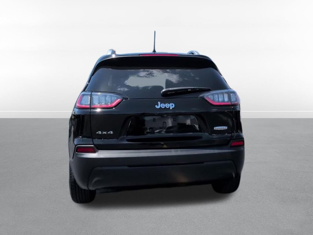 Used 2019 Jeep Cherokee Latitude w/ Cold Weather Group AWD/4WD image 7