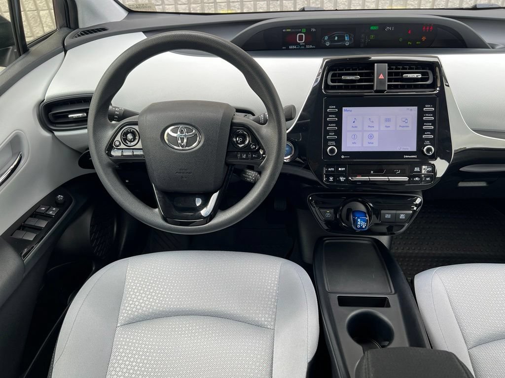 Certified 2022 Toyota Prius LE FWD image 29