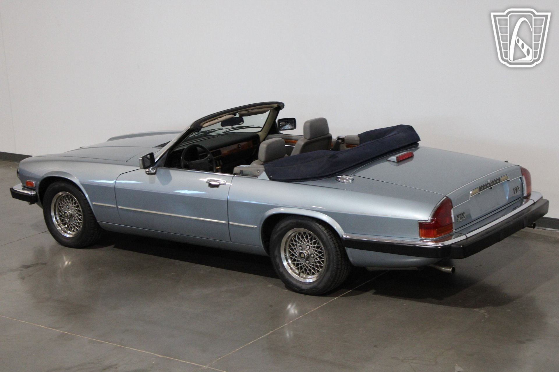 Used 1990 Jaguar XJS V12 Convertible RWD image 19