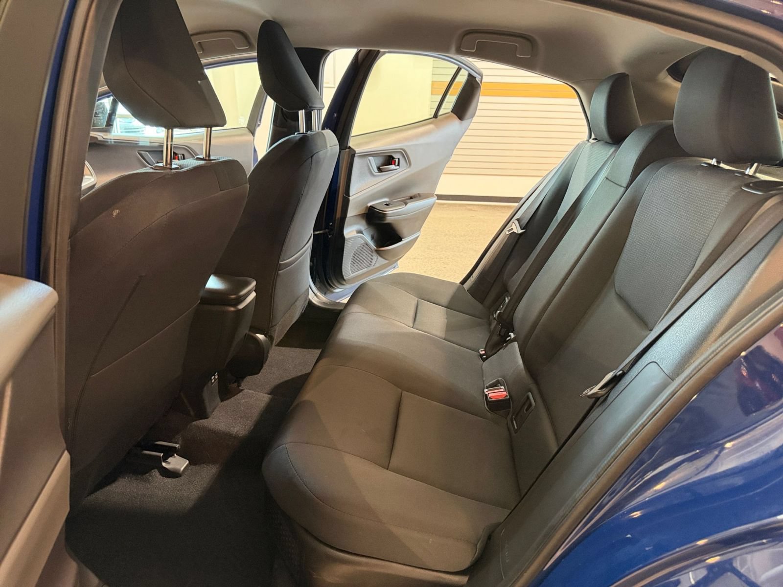 Used 2025 Toyota Prius LE FWD image 24