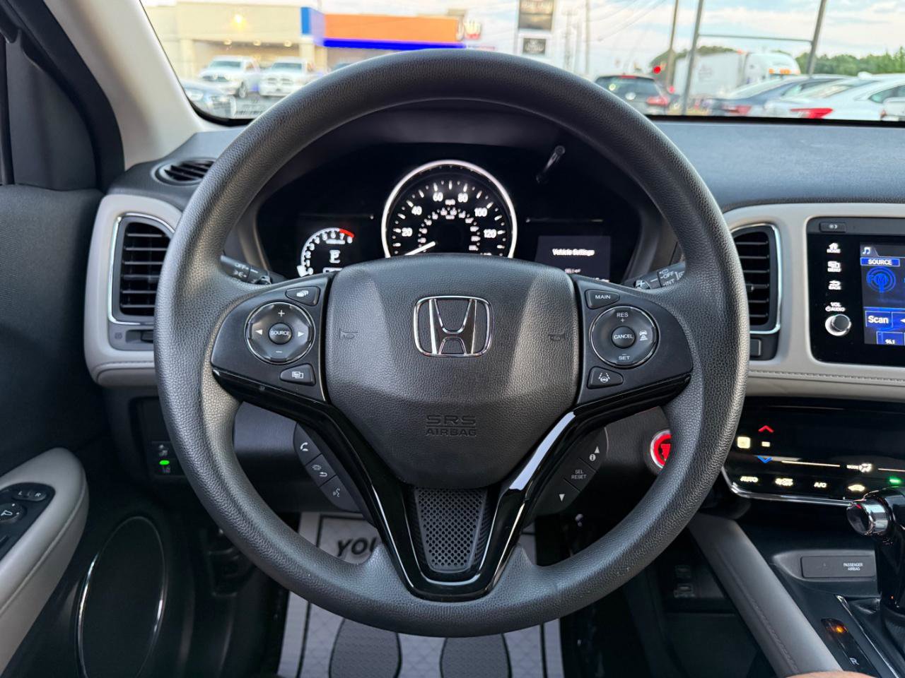 Used 2021 Honda HR-V EX image 14