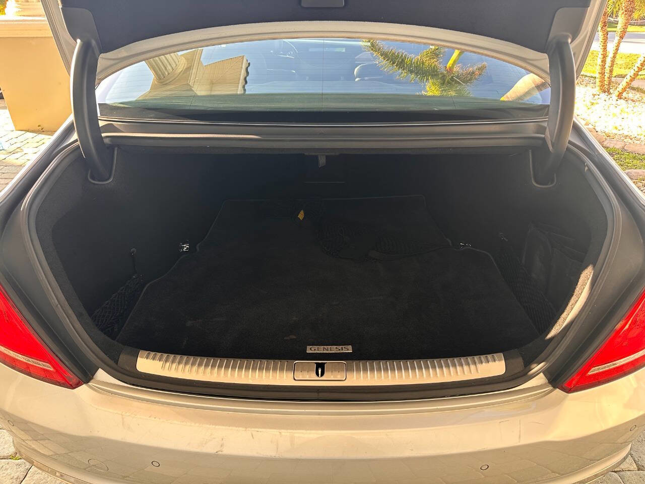 Used 2017 Genesis G90 5.0 Ultimate image 81