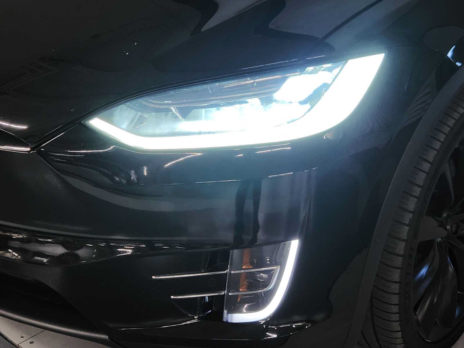 Used 2020 Tesla Model X Long Range AWD/4WD image 12