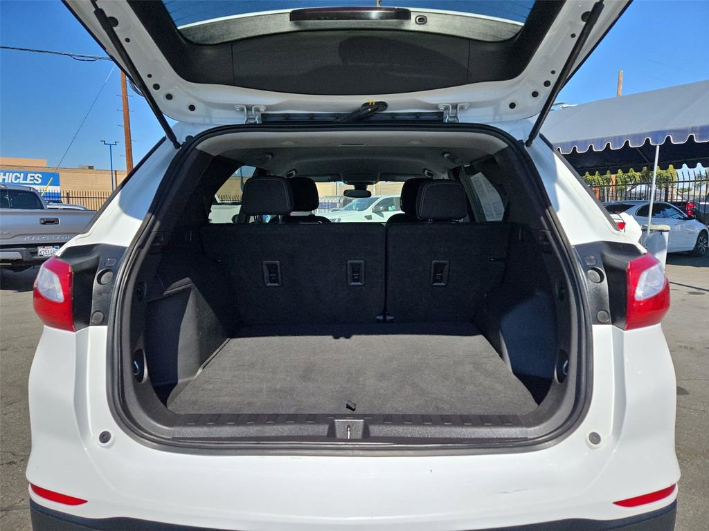 Used 2021 Chevrolet Equinox LS w/ LS Convenience Package FWD image 17