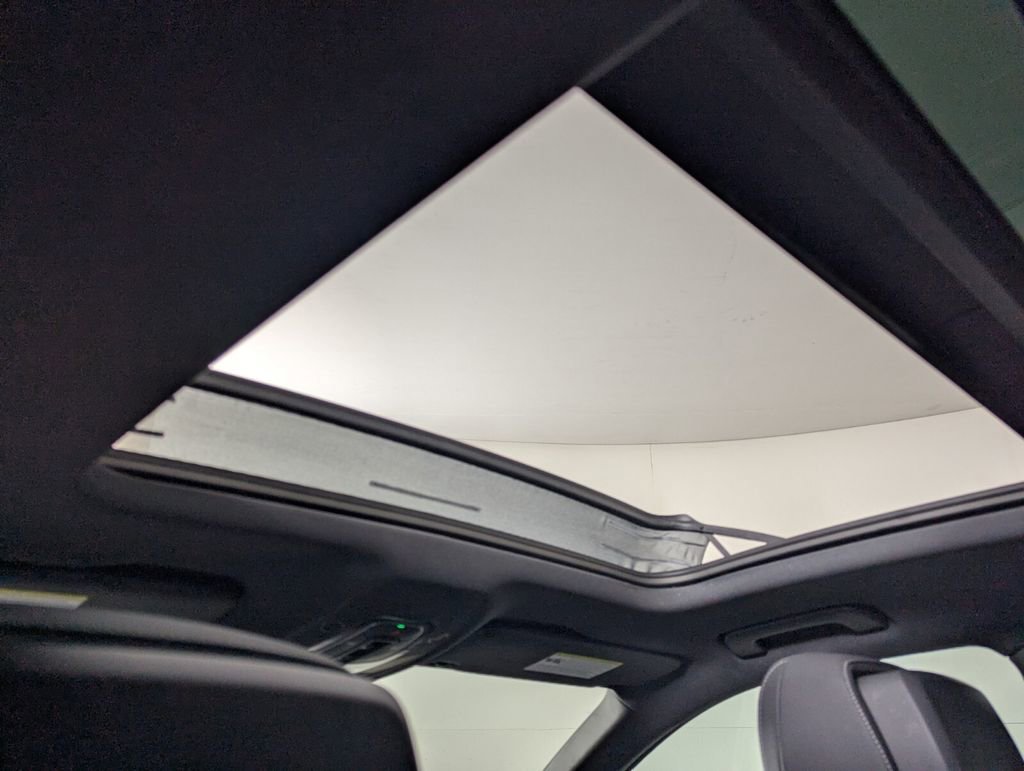 Used 2025 Audi Q5 2.0T Premium AWD/4WD image 23