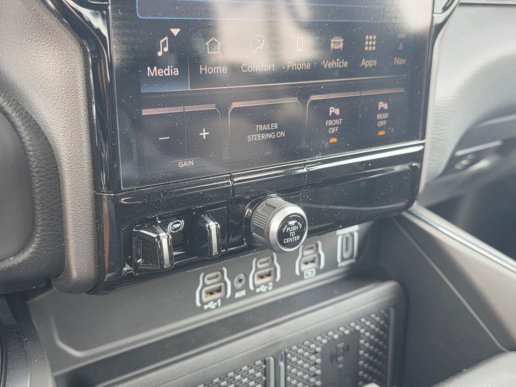 New 2026 RAM 1500 Laramie w/ Night Edition AWD/4WD image 18