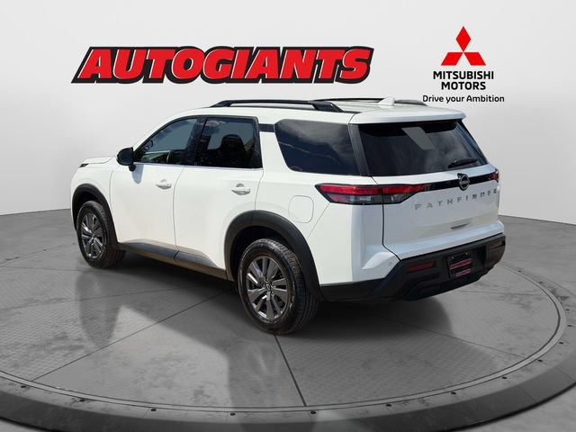 Used 2025 Nissan Pathfinder SV FWD image 6