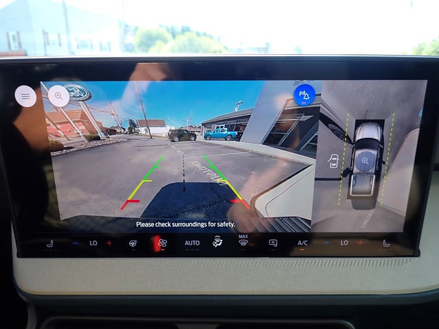 New 2025 Ford Maverick Lariat w/ 4K Tow Package image 19