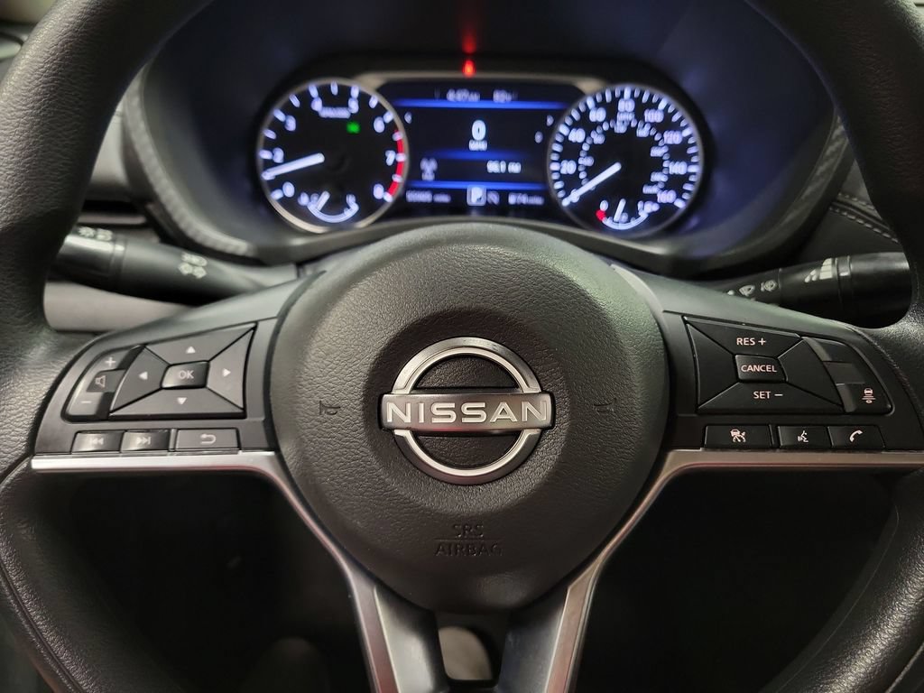 Used 2024 Nissan Sentra SV FWD image 14