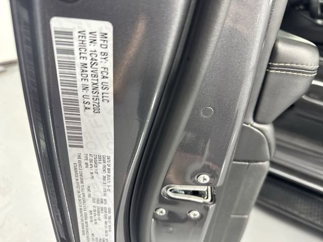 Used 2022 Jeep Wagoneer Series II AWD/4WD image 36