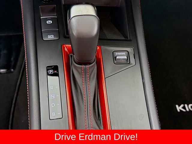 Used 2025 Nissan Kicks SR AWD/4WD image 19