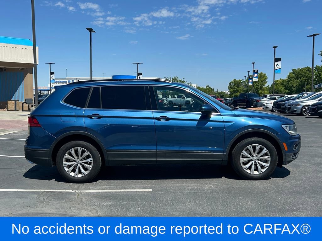 Used 2019 Volkswagen Tiguan SE w/ Panoramic Sunroof Package AWD/4WD image 2