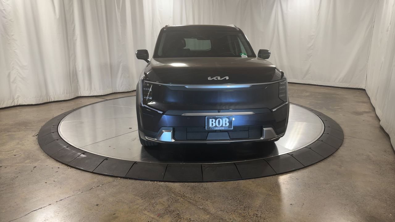 New 2026 Kia EV9 Wind image 5