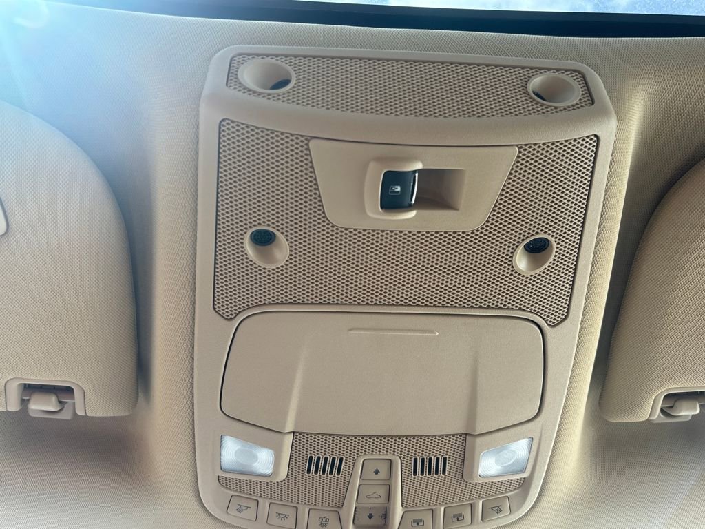 Used 2017 Ford F150 Lariat w/ Equipment Group 502A Luxury image 17