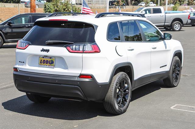 Used 2023 Jeep Cherokee Altitude Lux image 4